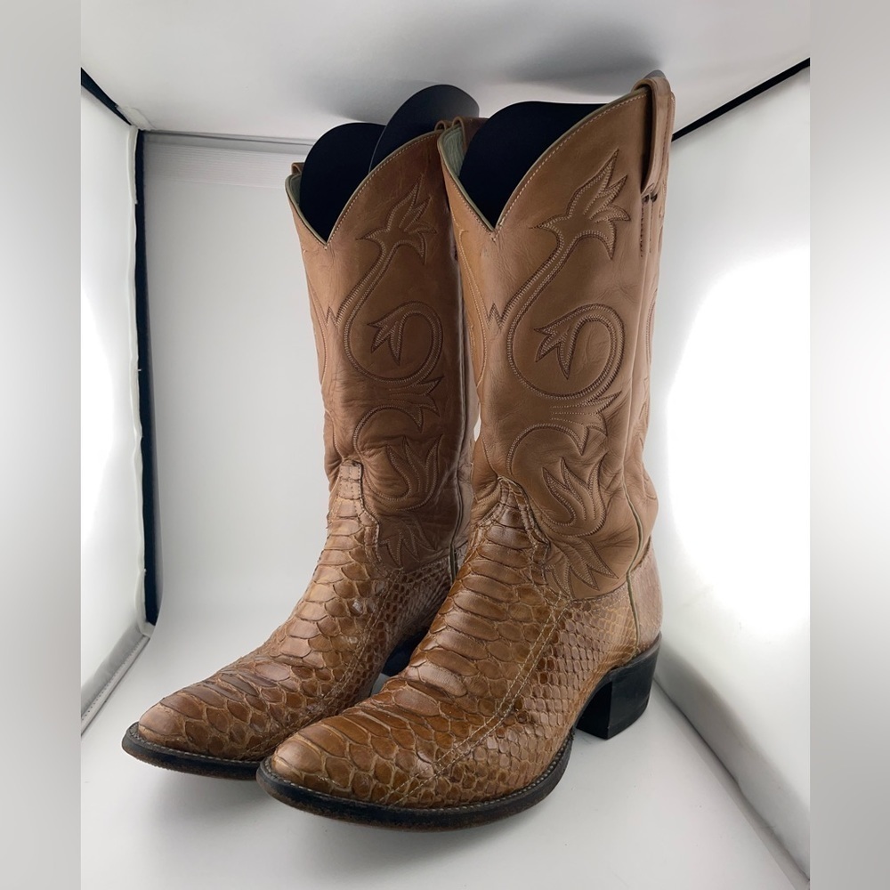 Vtg Larry Mahan Boot Collection Python snake Cowboy Boots men's 9D women's 10﻿﻿﻿ - Picture 3 of 11